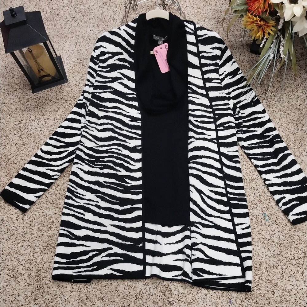 3764 Size XL Black Roz & Ali Cowl Neck Shell & Zebra Print JonesStudio Cardigan. - Picture 1 of 10